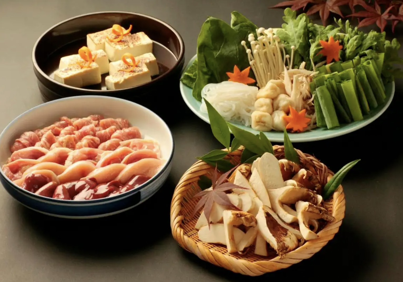 鶏と松茸のすき焼き